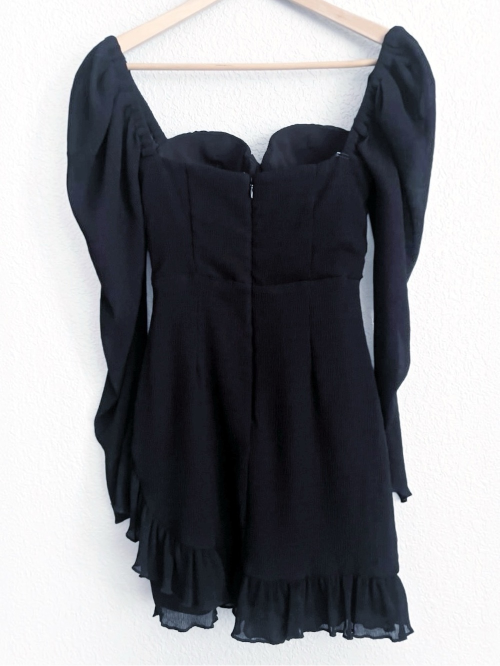 NWT House of Harlow 1969 REVOLVE Carolyn Blk Chiffon Long Sleeve Mini Dress XXS - Picture 5 of 10